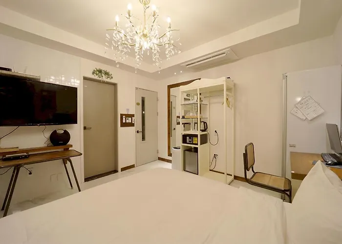 February New Building Hotel *